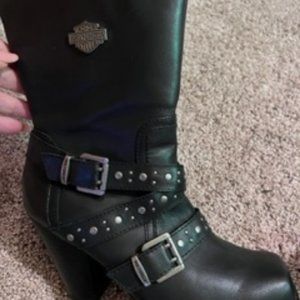 Black Harley-Davidson over the ankle boots